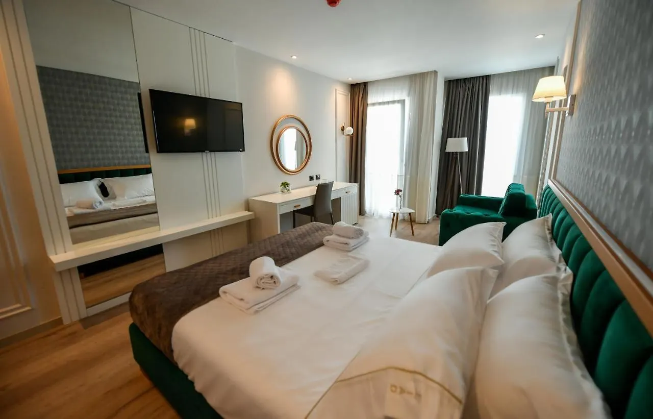 Iliad Hotel Dıraç